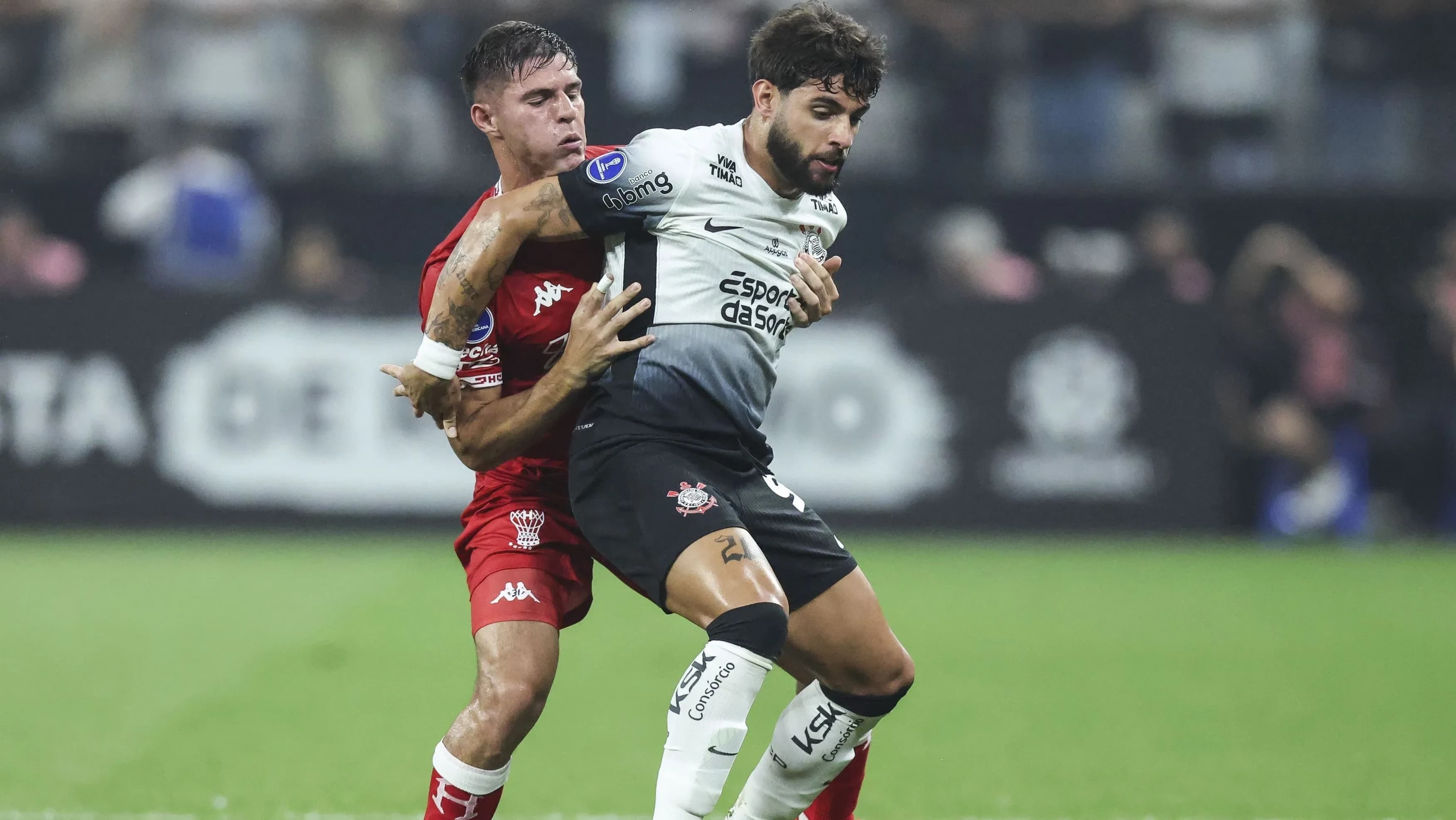 Corinthians vence clássico contra o Santos em jogo emocionante